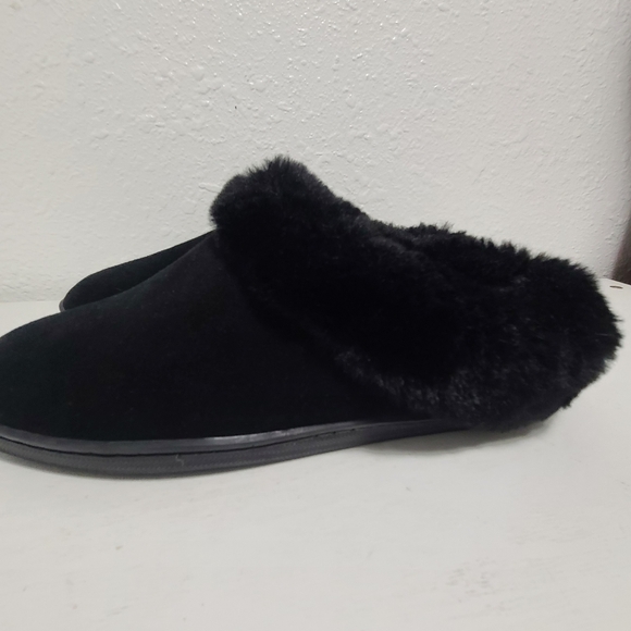 Myslipper slip on black leather faux fur slippers - Picture 7 of 15